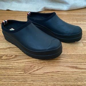 Hunter Clogs size 8